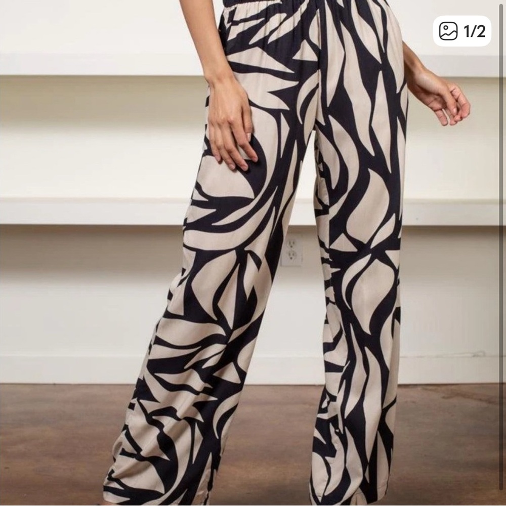Philosophy Black and Cream Wide Leg Pants